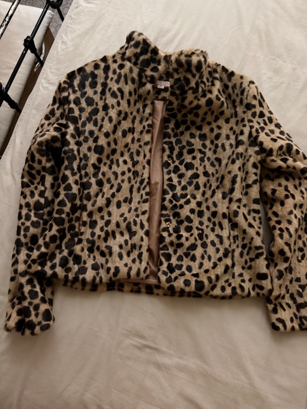 Leopard Print Faux Fur Jacket - Tan & Black
